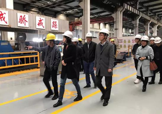 郑州市中科院一行莅临郑州人生就是博Z6·尊龙凯时参观调研